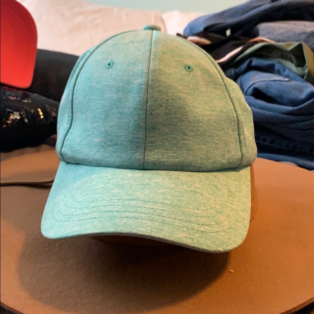turquoise hat